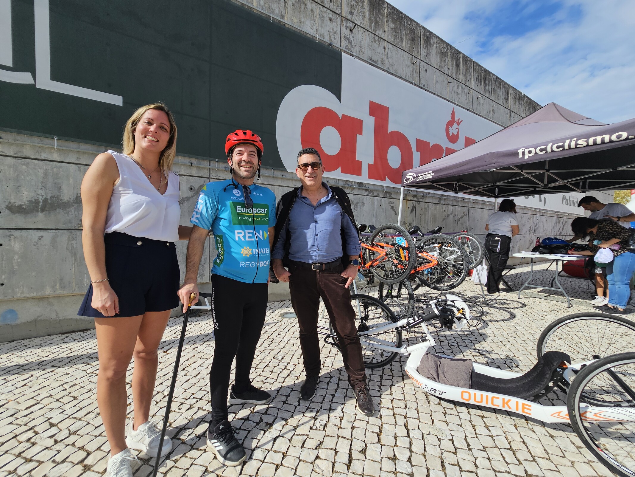 “Mecenas” apoia Ricardo Ferreira com bicicleta adaptada