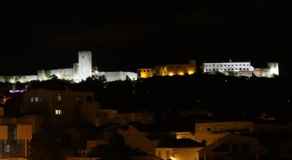 Castelo_de_Palmela_noite