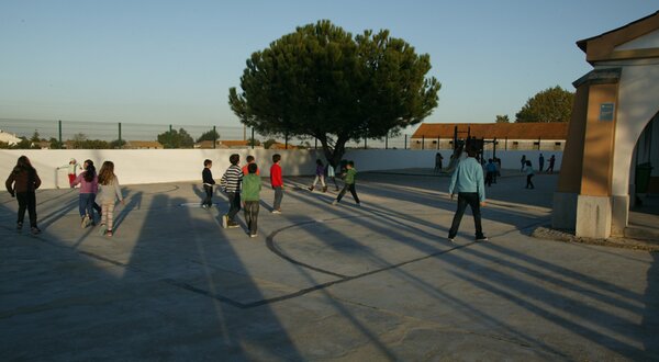 escola-eb-palhota-criancas