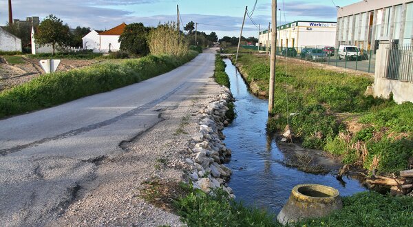 Ribeira_da_Salgueirinha