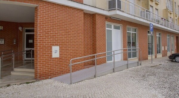 incubadora_1_1024_2500