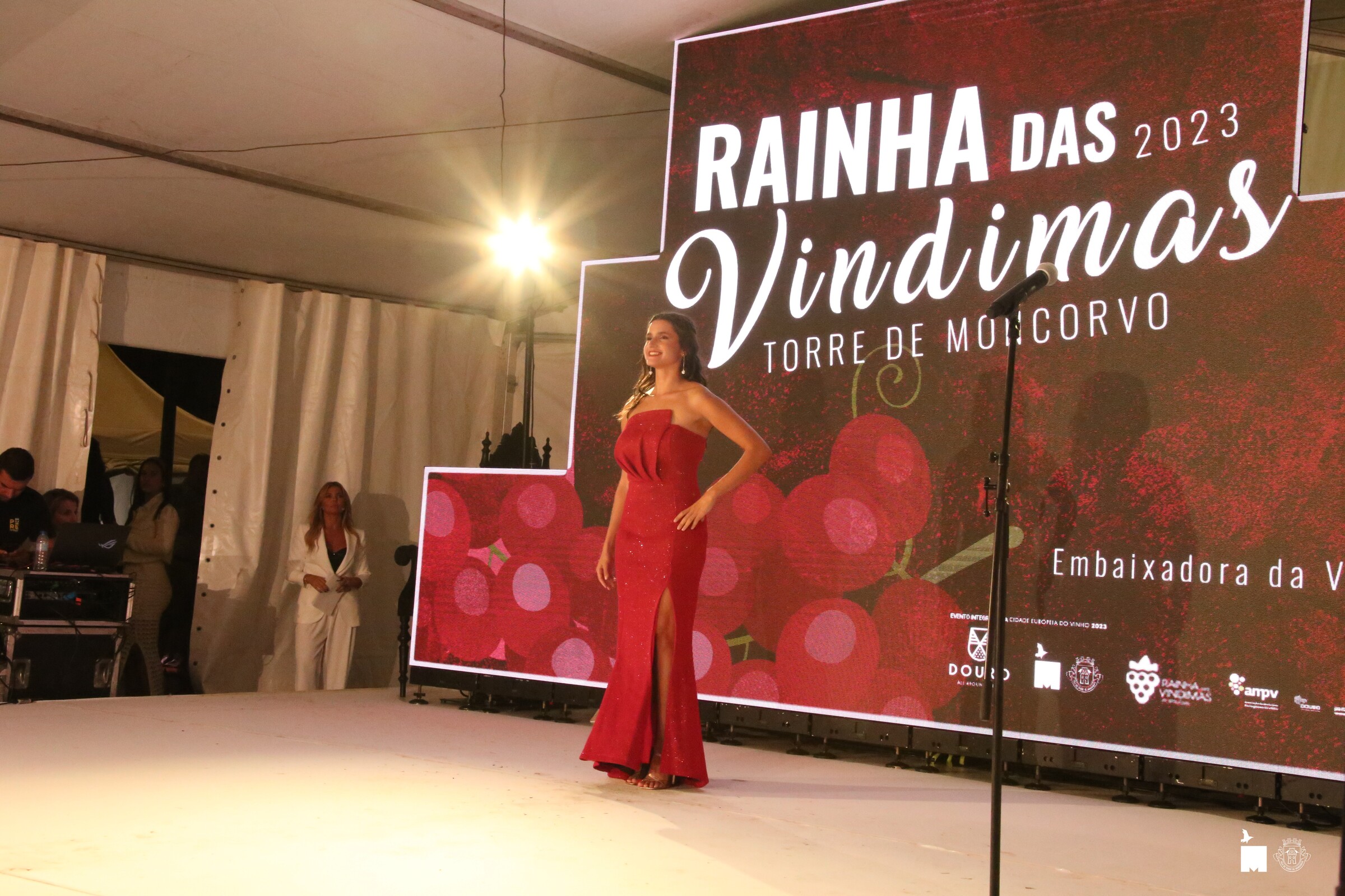 Marta Grega recebe “Prémio Simpatia” - Rainha das Vindimas de Portugal 2023