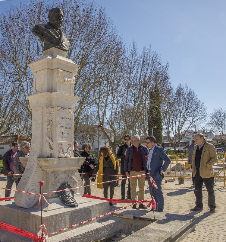 Requalificação do Jardim José Maria dos Santos. 