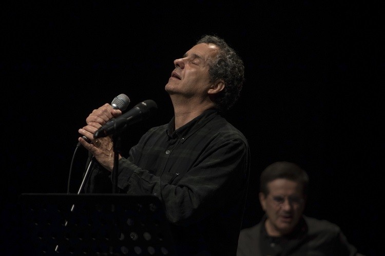 Concerto "Por Terras do Zeca", sem público, e transmitido em direto a partir do Cineteatro São Jo...