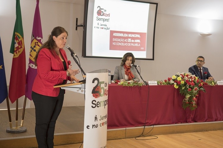  Sessão "Assembleia Municipal - Evocação ao 25 de Abril no Concelho de Palmela"