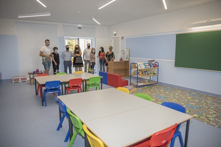 Inauguração da Escola de Cabanas após obra de requalificação