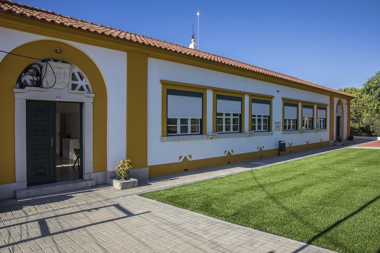 Inauguração da Escola de Cabanas após obra de requalificação