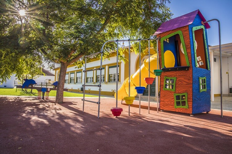 Inauguração da Escola de Cabanas após obra de requalificação