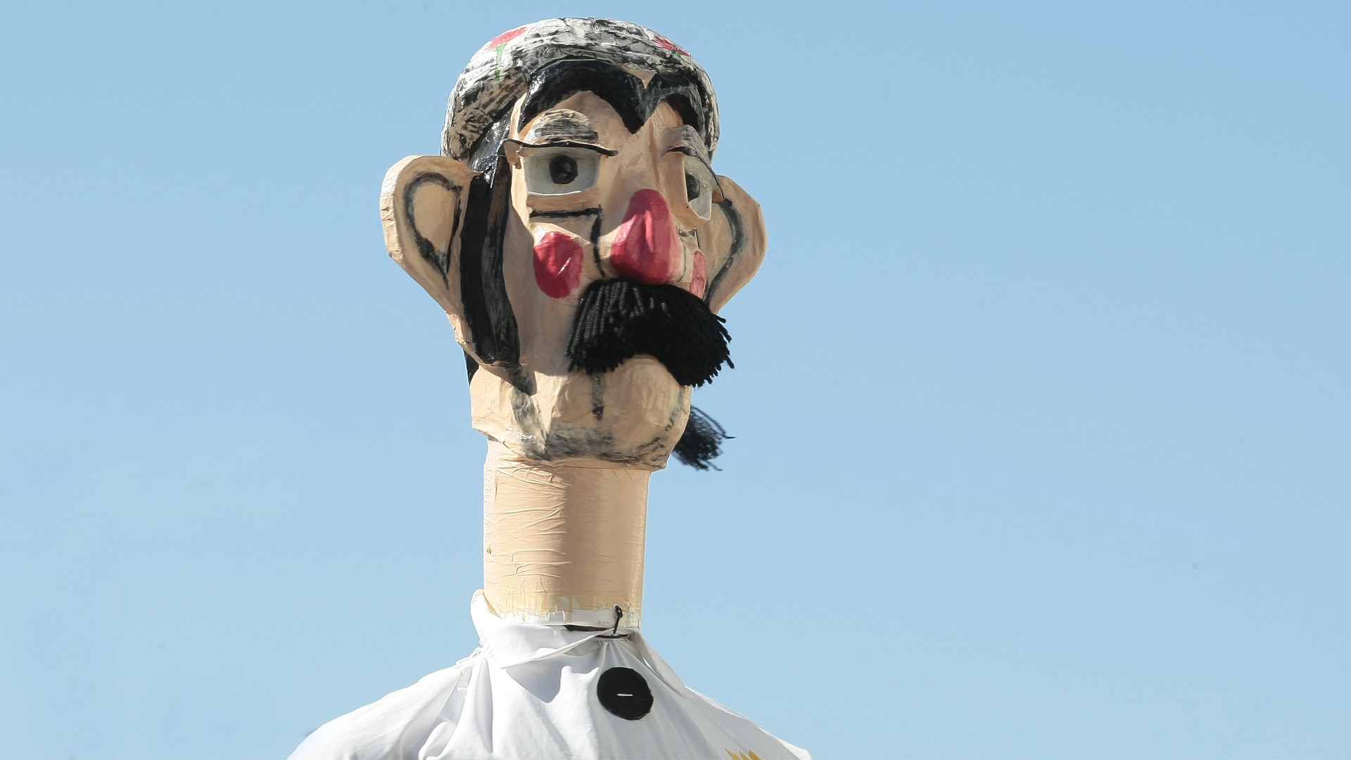 BAILE DE GIGANTONES TRADICIONAIS