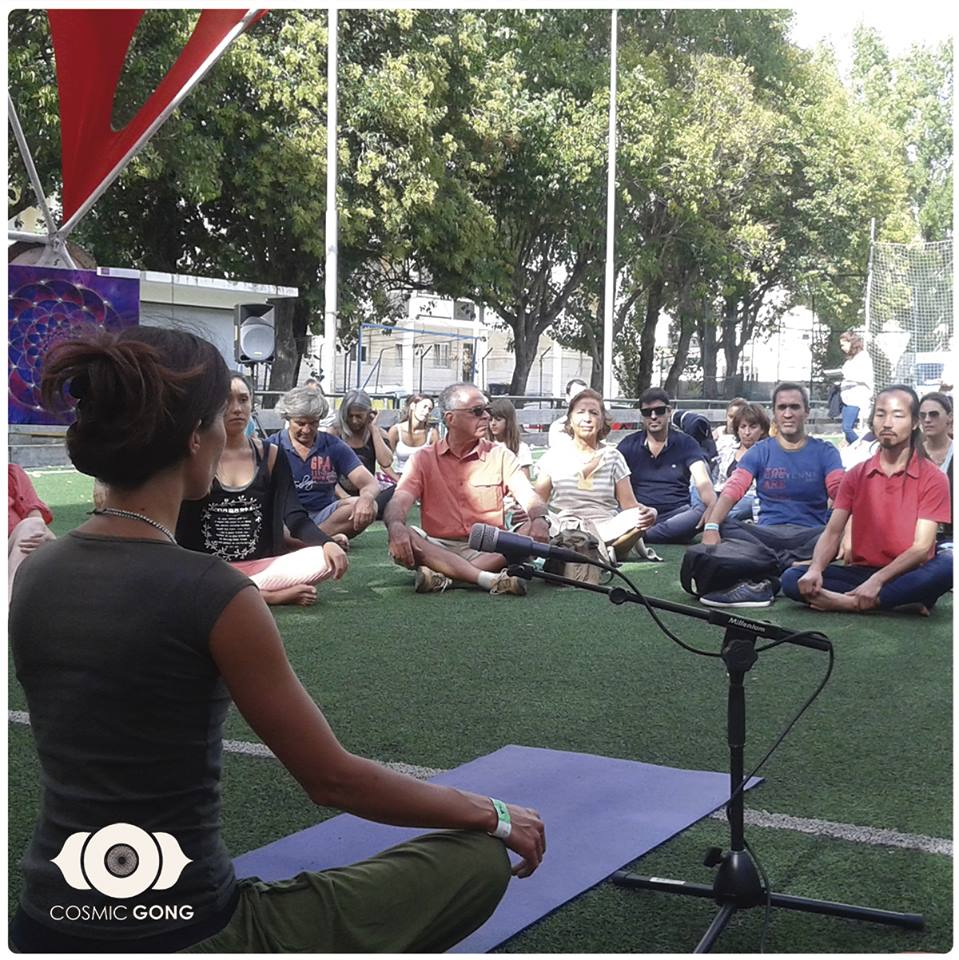 SESSÃO ABERTA DE YOGA