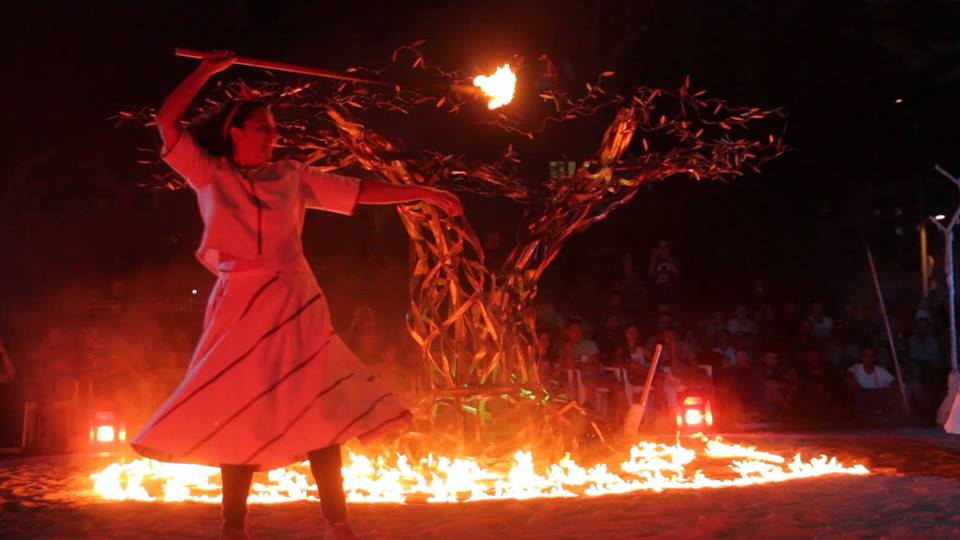 OLEA por VISITANTS TEATRE (Espanha)