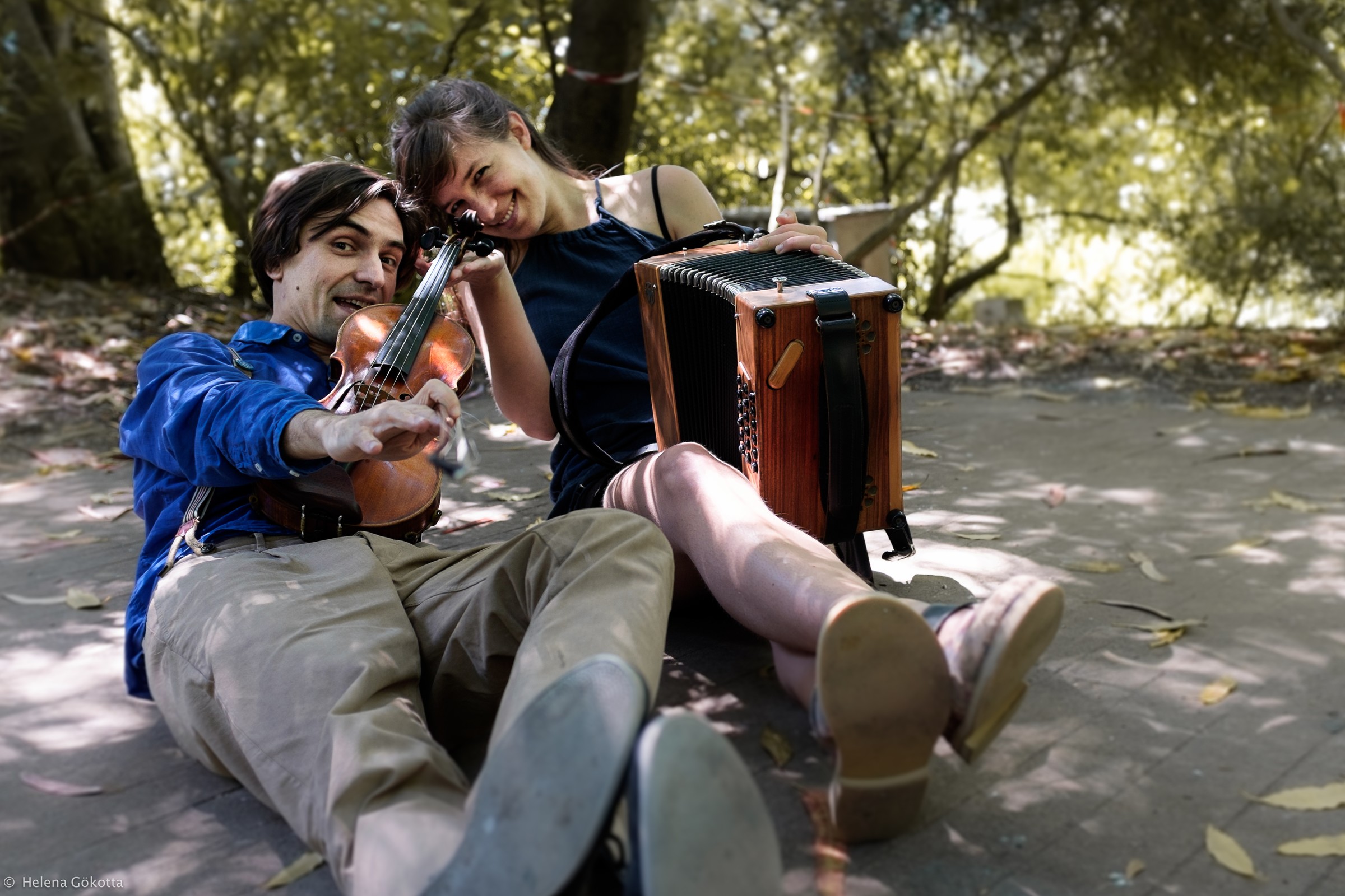 BAILE DE DANÇAS TRADICIONAIS DO MUNDO