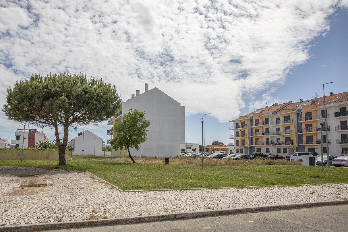 Pinhal Novo/Zona Sul: adjudicado novo espaço de jogo e recreio