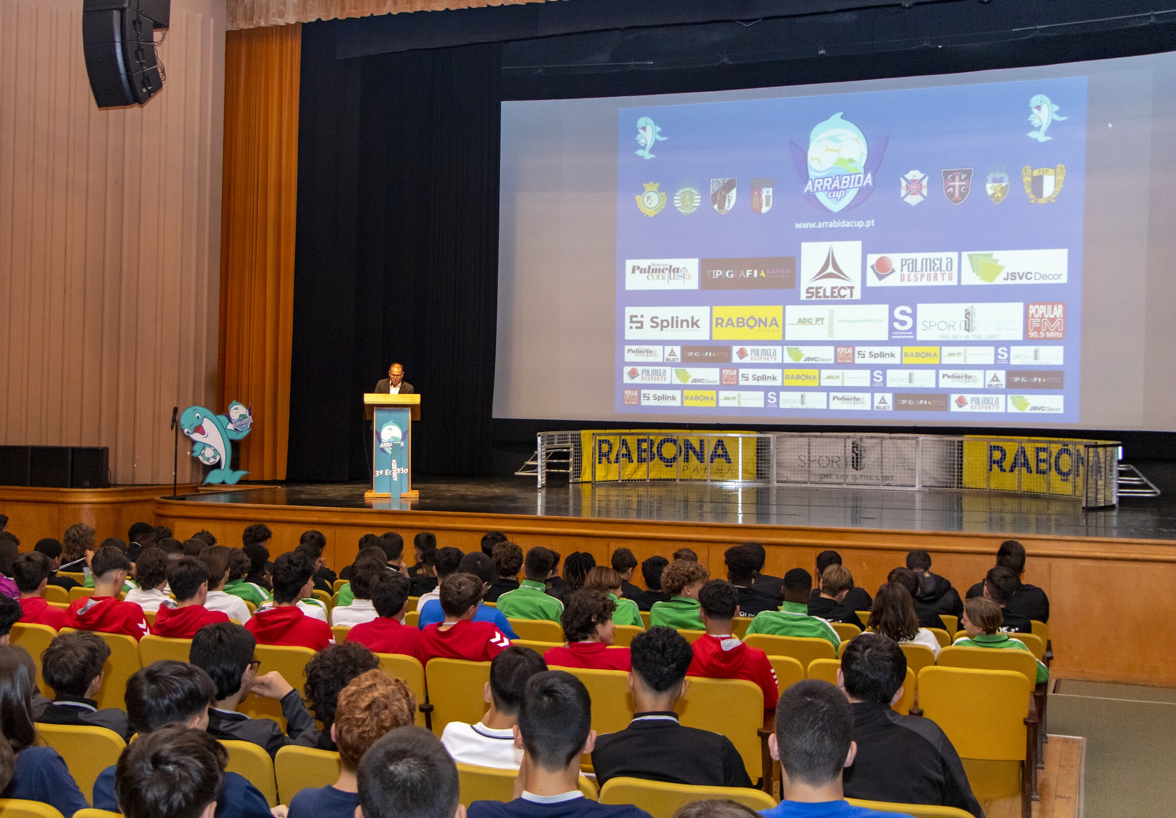 Arrábida Cup - Festa do Futebol de 4 a 8 de abril em Palmela