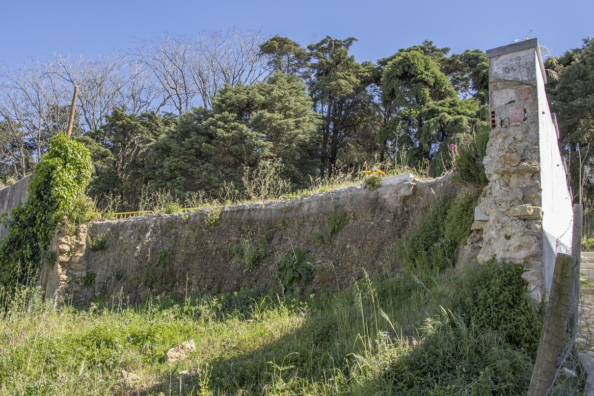 Palmela/Av. Cavaleiros de Santiago: muro vai ser recuperado