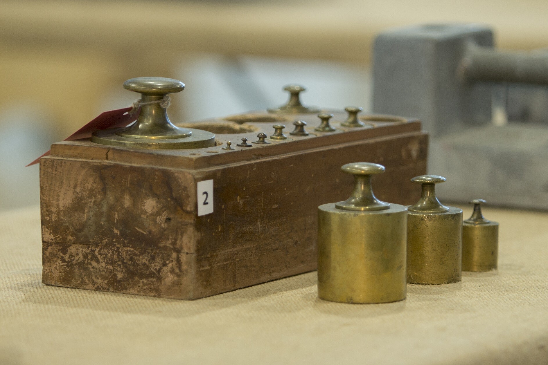 Visite os Mercados Municipais e descubra o que é a Metrologia!