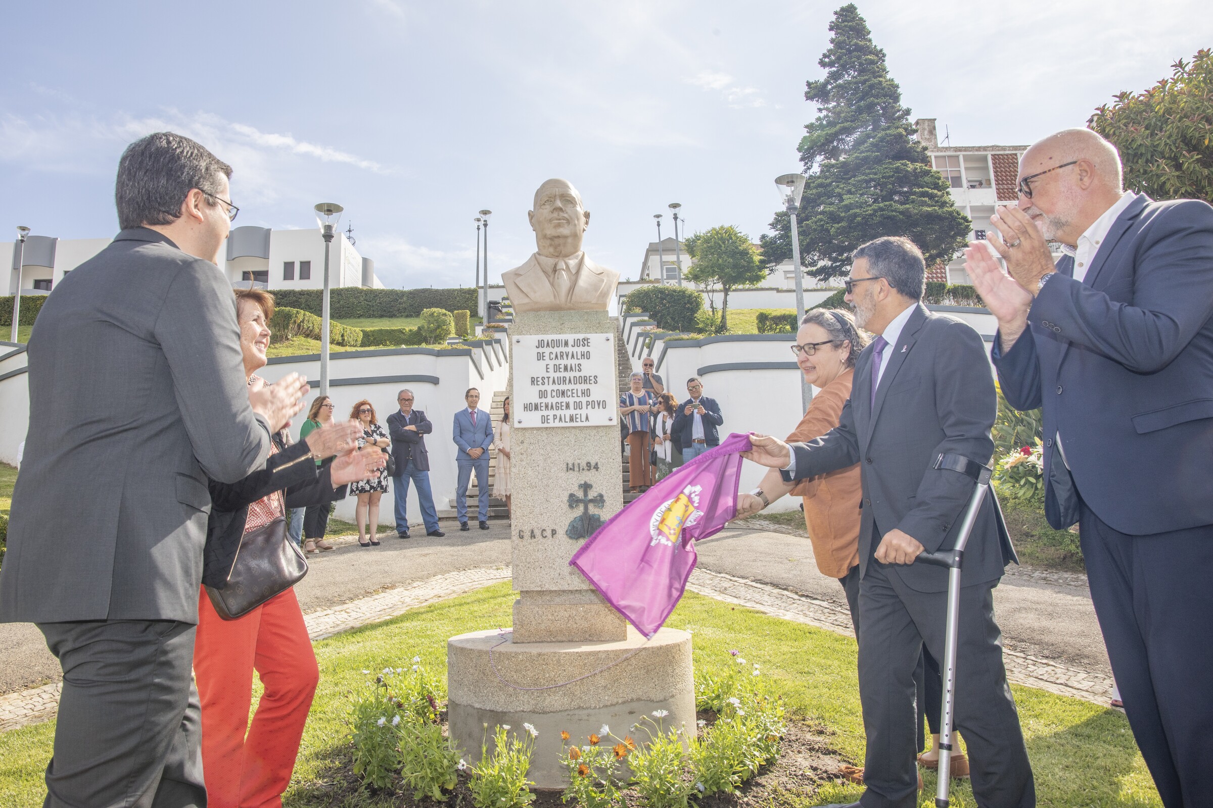 Novo Busto de Joaquim José de Carvalho inaugurado no Dia do Concelho