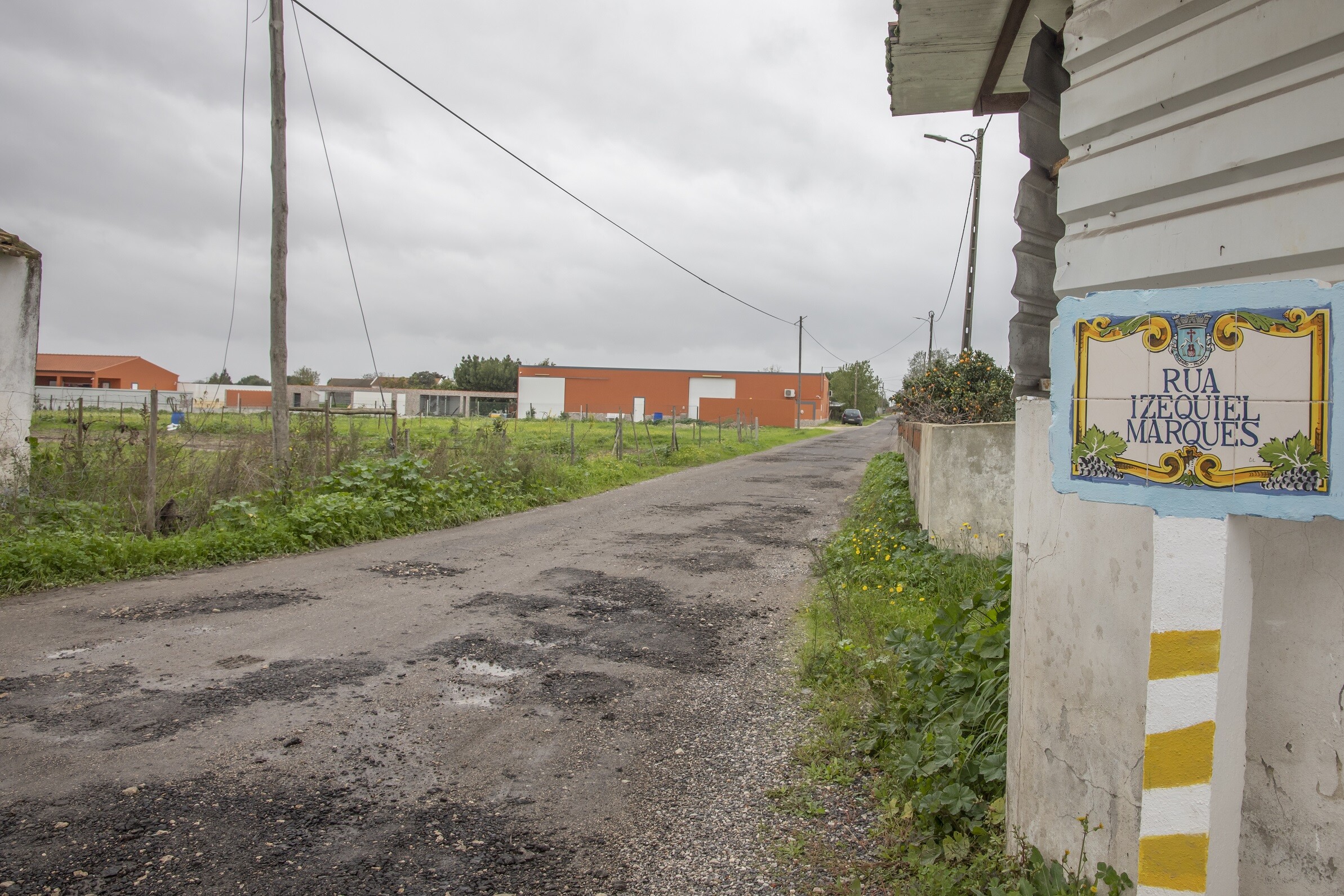 Concurso para pavimentação da Rua Izequiel Marques/Forninho