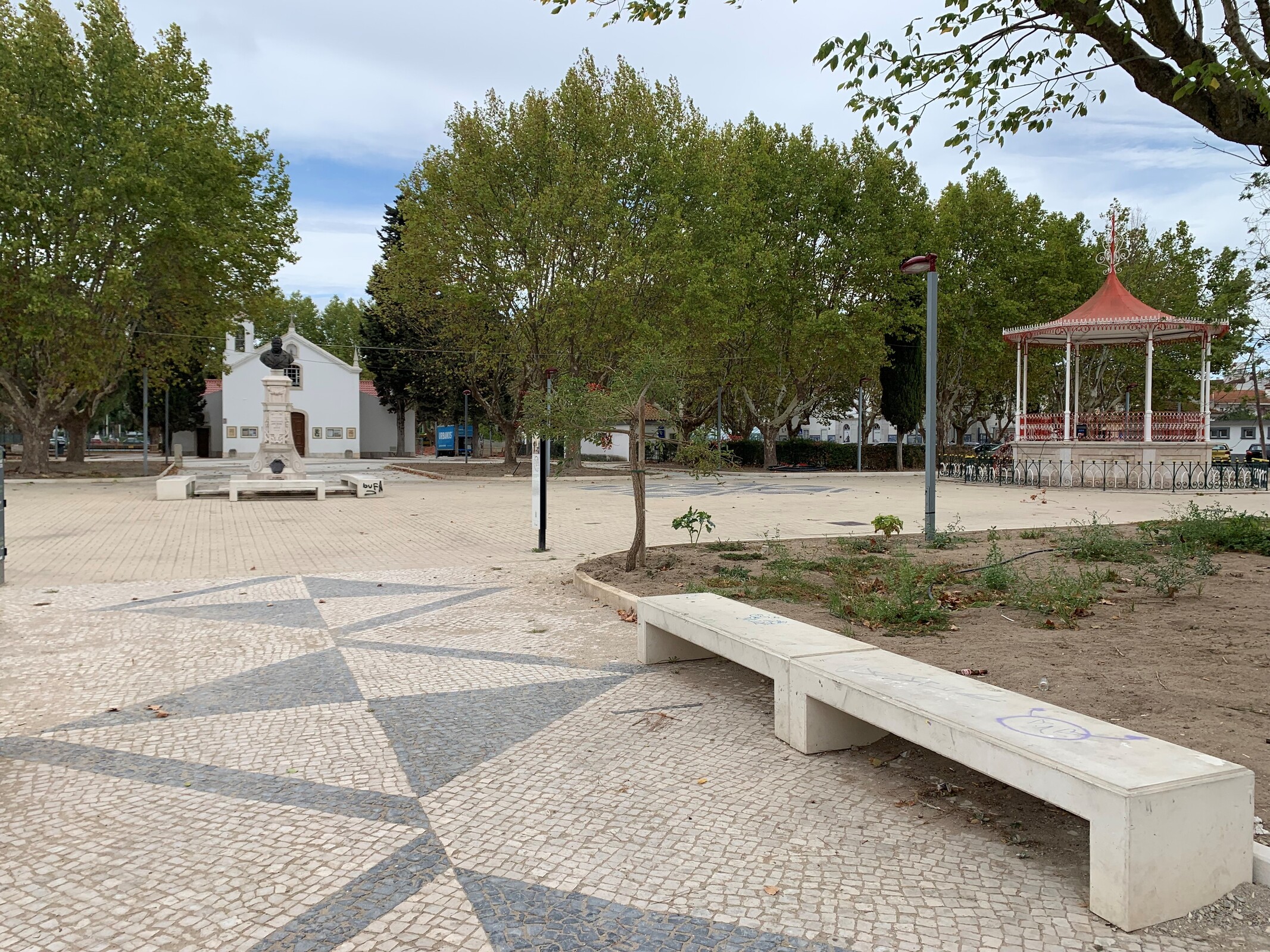 Esclarecimento | Obra Jardim José Maria dos Santos