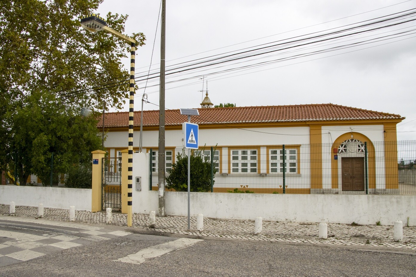 Edifício Escola da Palhota - Adjudicada obra de reforço estrutural de estabilização 