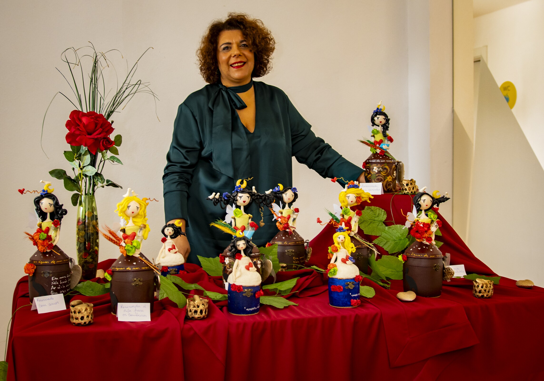 Até 23 dezembro, conheça e compre a boneca Rosita Moura Até Cá!