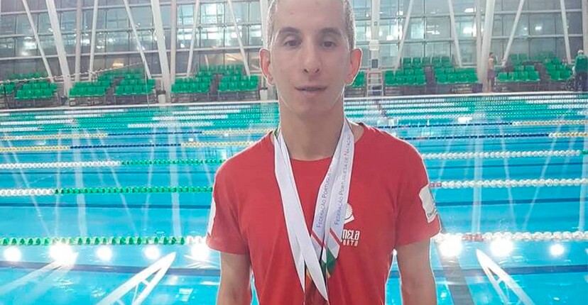  João Cruz é Campeão Nacional de Natação Adaptada 