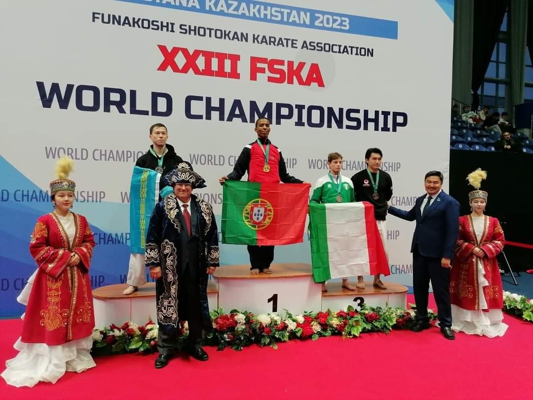 Karateca Gopaldas Rajani conquistou Ouro e Prata no Cazaquistão