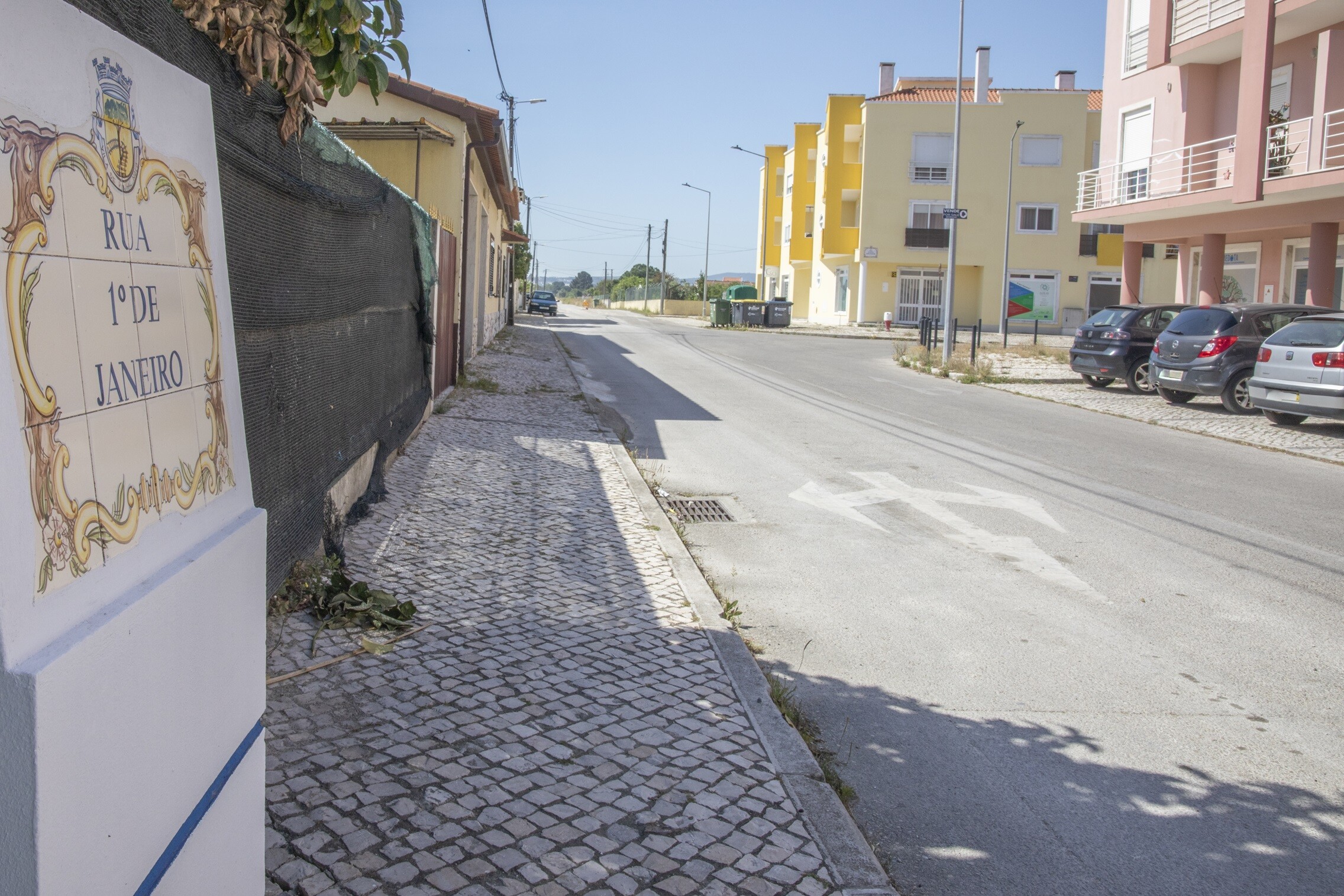 Pavimentação Rua 1º Janeiro/Pinhal Novo: concurso para projeto a decorrer