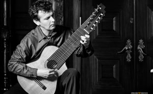 John Fletcher apresenta Recital de Guitarra e Altgitarren no Castelo de Palmela 