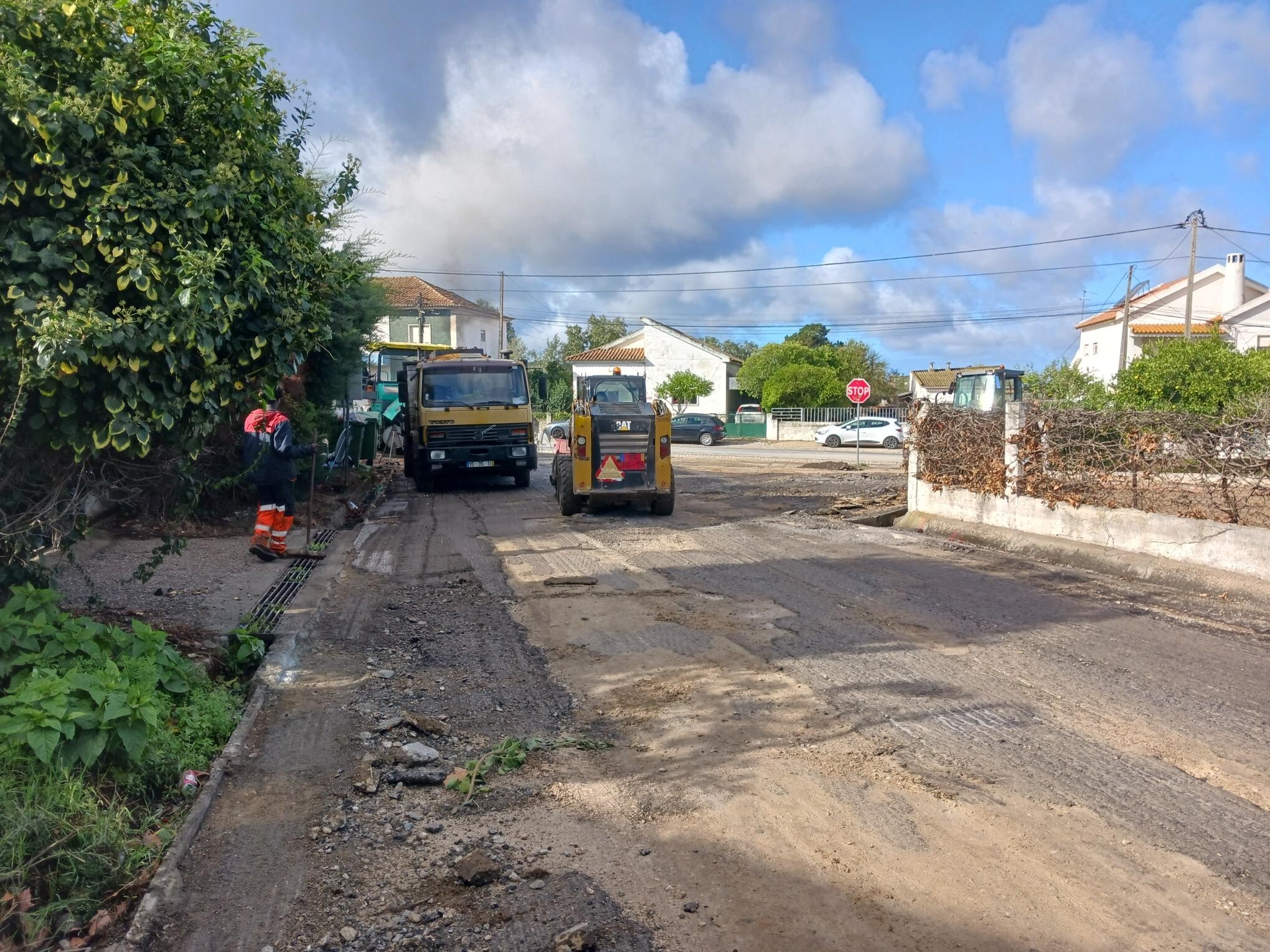 Estrada dos Carvalhos - Repavimentação em curso