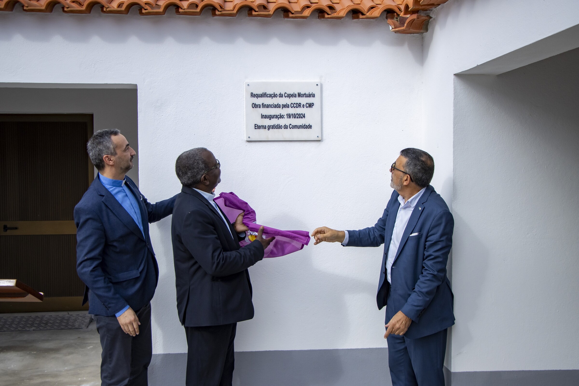 Igreja de Nossa Senhora das Graças - Poceirão: Inaugurada a remodelação e ampliação da Casa Mortu...