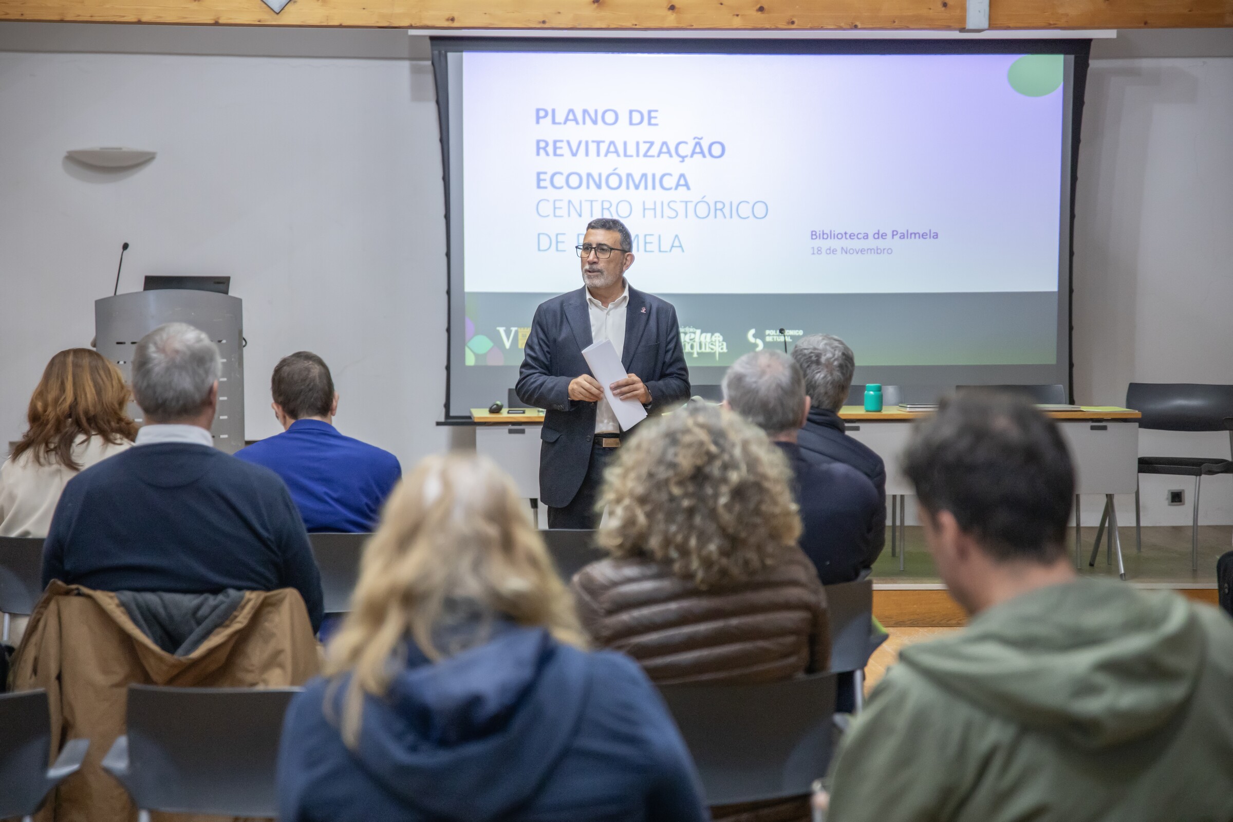 Conheça o Plano Revitalização Económica Centro Histórico e apresente os seus contributos!