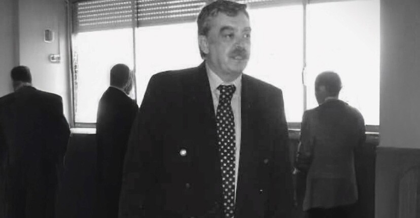 Voto de Pesar  - Luís Oliveira