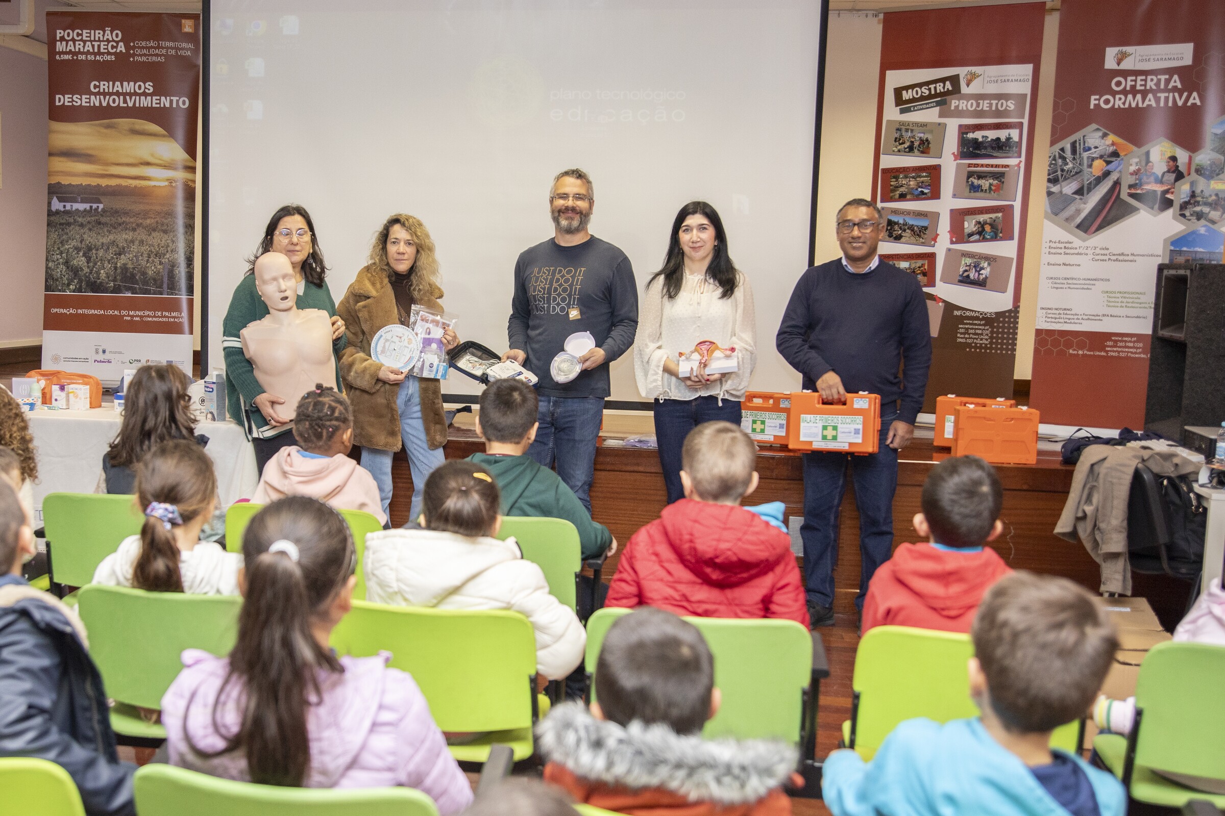Município entregou Kits de Educação para a Saúde ao Agrupamento de Escolas de Poceirão