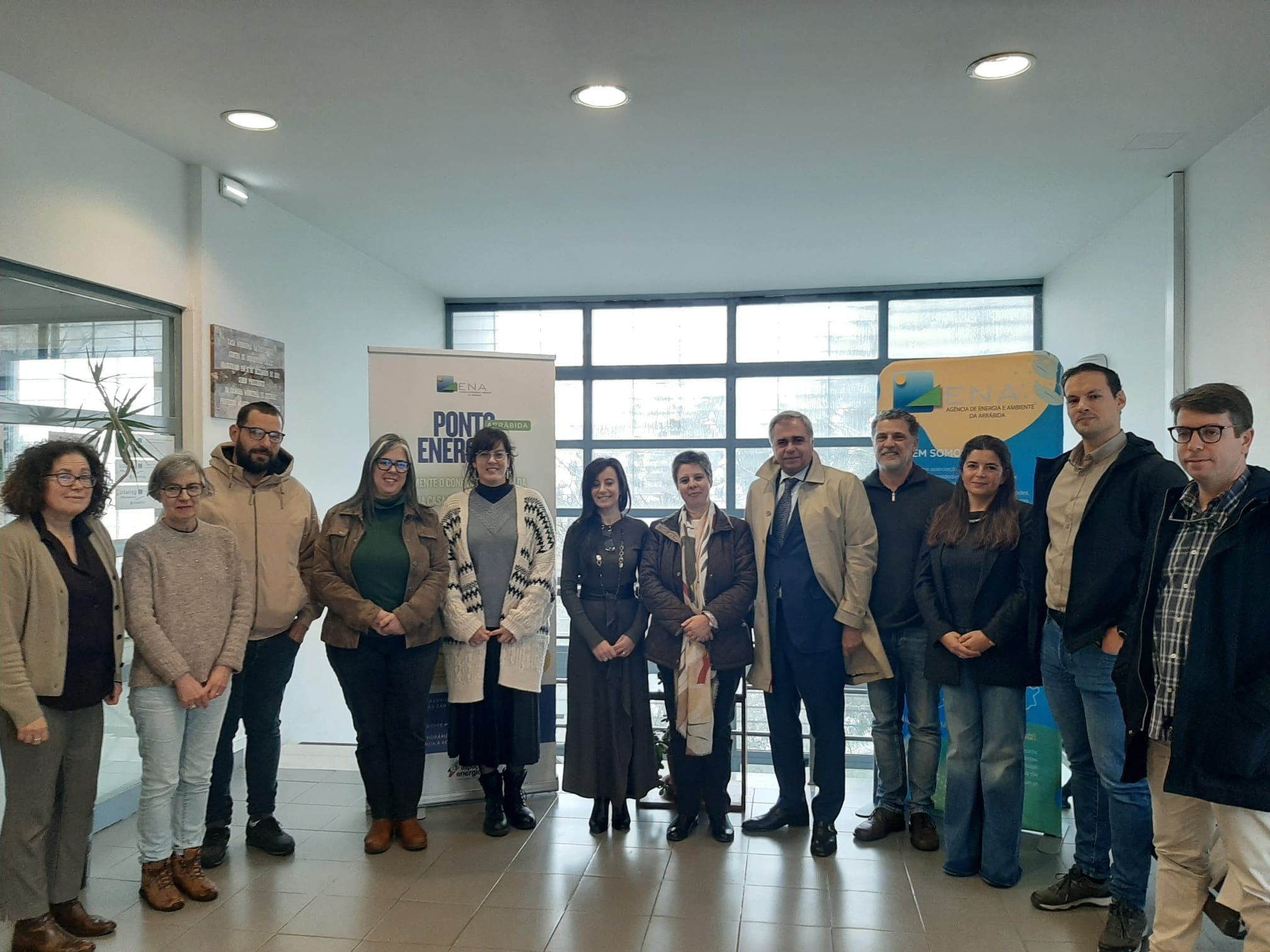 “Ponto Energia Arrábida” disponibiliza atendimento e serviços à/ao cidadã/ão