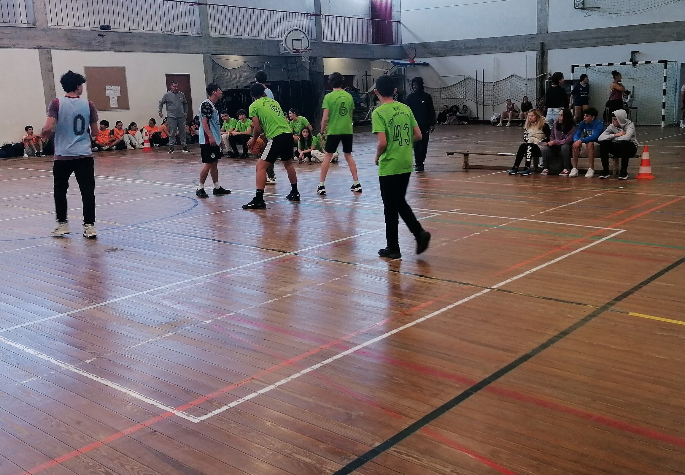 Jogos Desportivos Escolares: 550 alunas/os participam no 2.º período fase interescolas