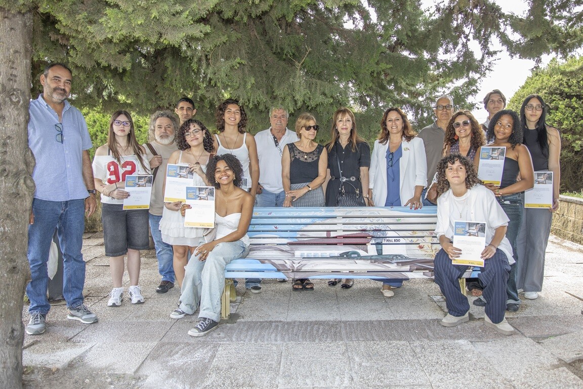 Pinhal Novo: Biblioteca de Rua ganha “Cantinho da Leitura”