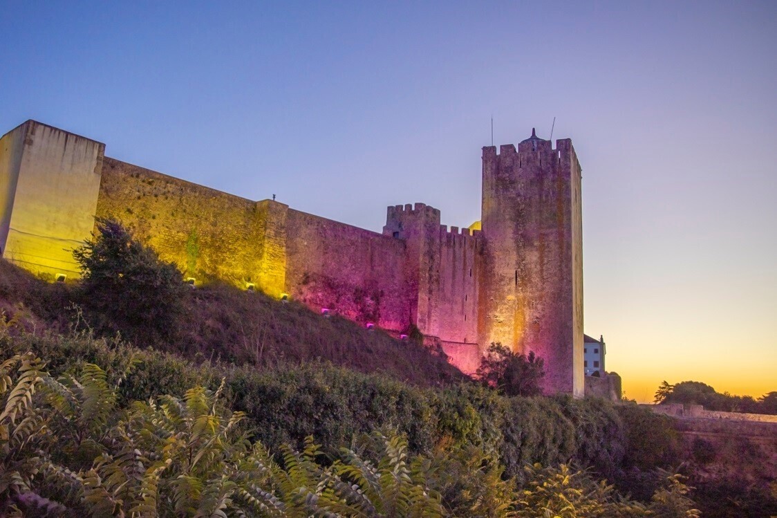  Iluminação cenográfica do castelo: Concurso a decorrer