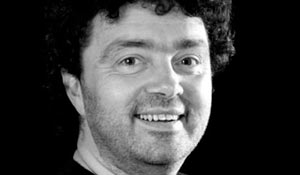 No Dia do Concelho Hardy Mertens dirige Banda dos Loureiros no Cineteatro 