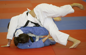 Judocas da zona sul competem em Pinhal Novo 