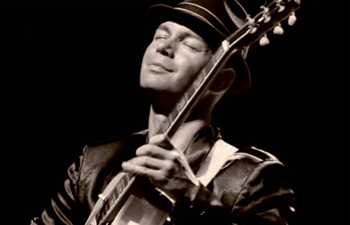 Joel Xavier no Auditório Municipal de Pinhal Novo a 5 de Março 