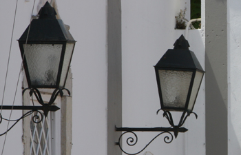 Investimento em iluminação pública no concelho promove poupança energética e valorização do espaç...