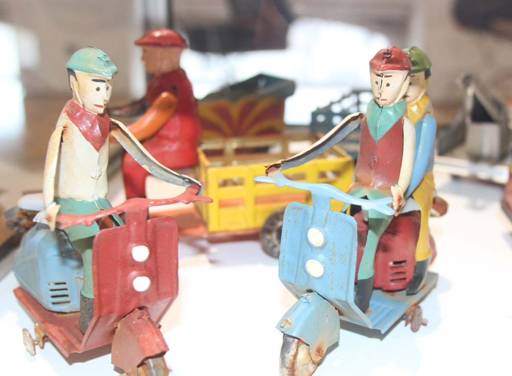 Biblioteca Municipal de Pinhal Novo acolhe exposição de brinquedos tradicionais portugueses