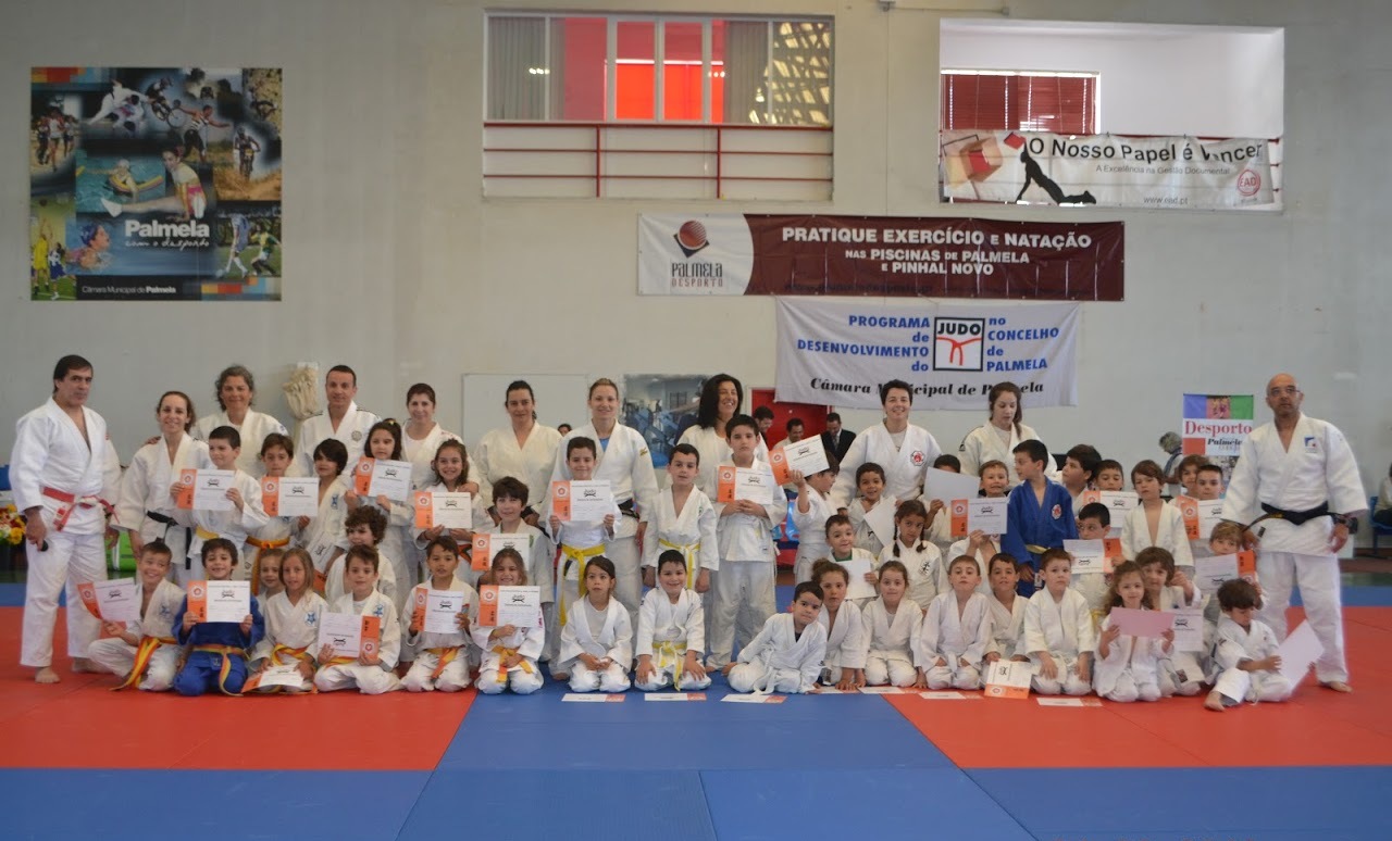 Telma Monteiro esteve no encontro feminino da ADJS que reuniu 150 judocas em Pinhal Novo