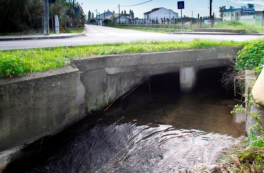 Contrato de financiamento para regularização da Ribeira da Salgueirinha assinado hoje