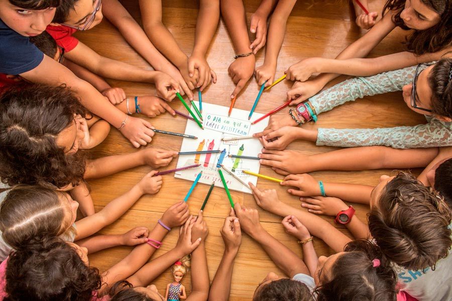 “O comboio das histórias em viagem de verão” continua em agosto