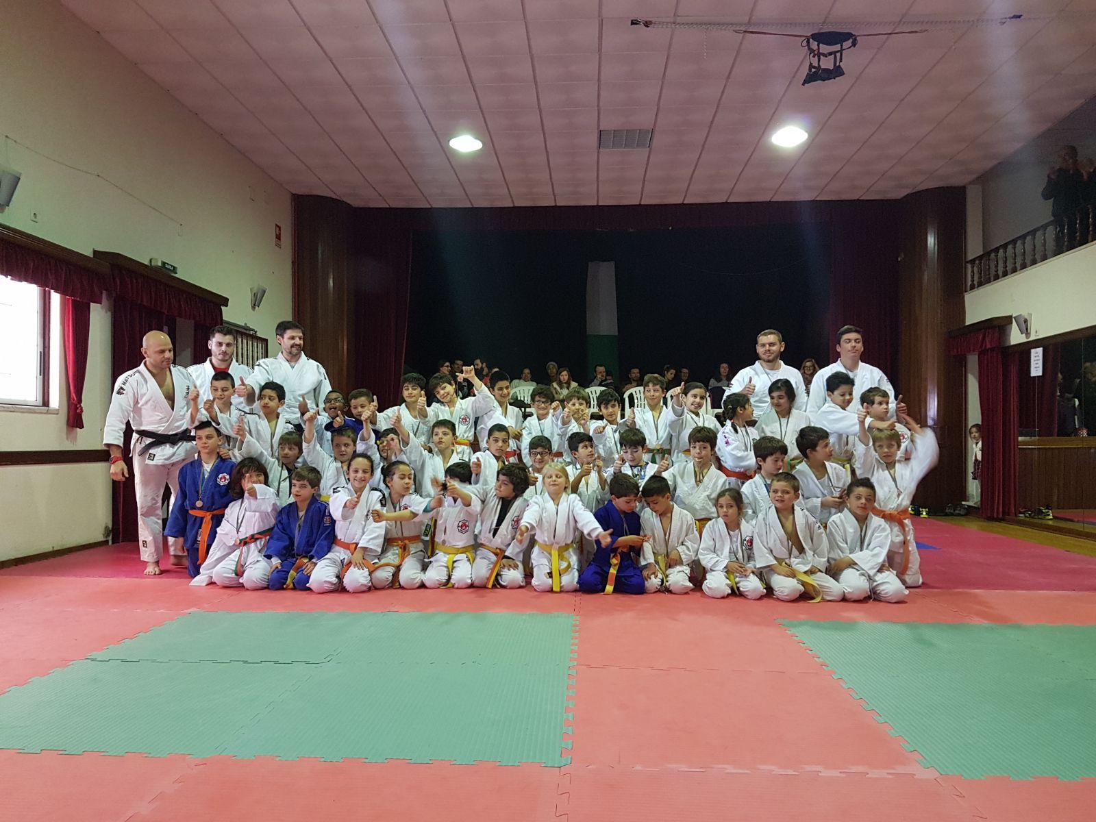 Torneio Municipal de Judo reuniu 38 participantes de 4 clubes no Bairro Alentejano