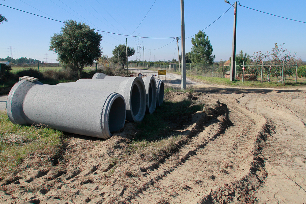 Para prolongar rede de saneamento em territórios periurbanos Câmara adjudica elaboração de projet...