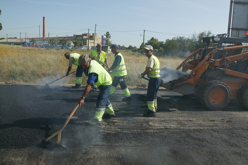 Município lança concurso para novas beneficiações da Rede Viária na zona das Pegarias e Samouco 