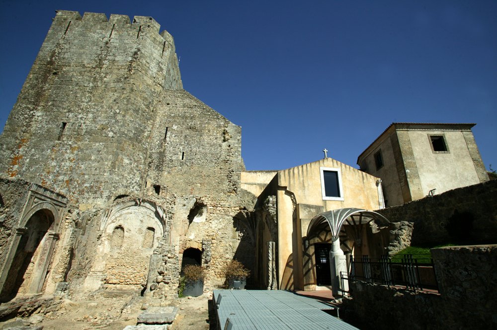 Divulgação das Ordens Militares: Aprovado Acordo de Colaboração com o Instituto de História da Ar...